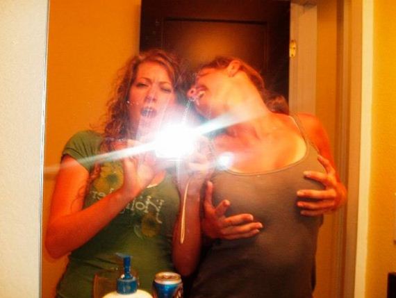 Drunk Girls Love Bathrooms